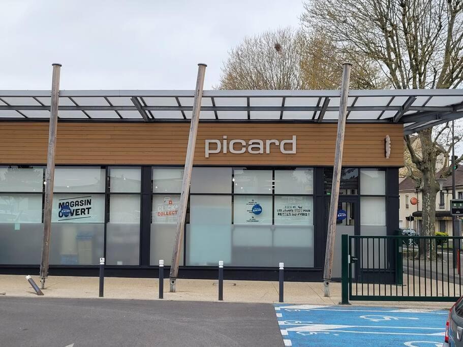 Joli T2, Terrasse Et Jardin, Ideal Pour Familles, A 15 Min De L'Aeroport Roissy Cdg Tremblay-en-France Dış mekan fotoğraf