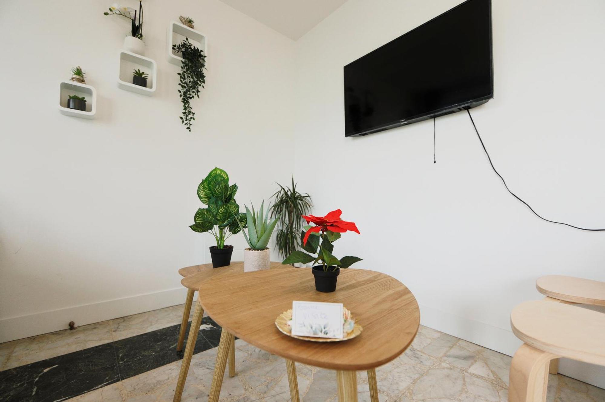Joli T2, Terrasse Et Jardin, Ideal Pour Familles, A 15 Min De L'Aeroport Roissy Cdg Tremblay-en-France Dış mekan fotoğraf