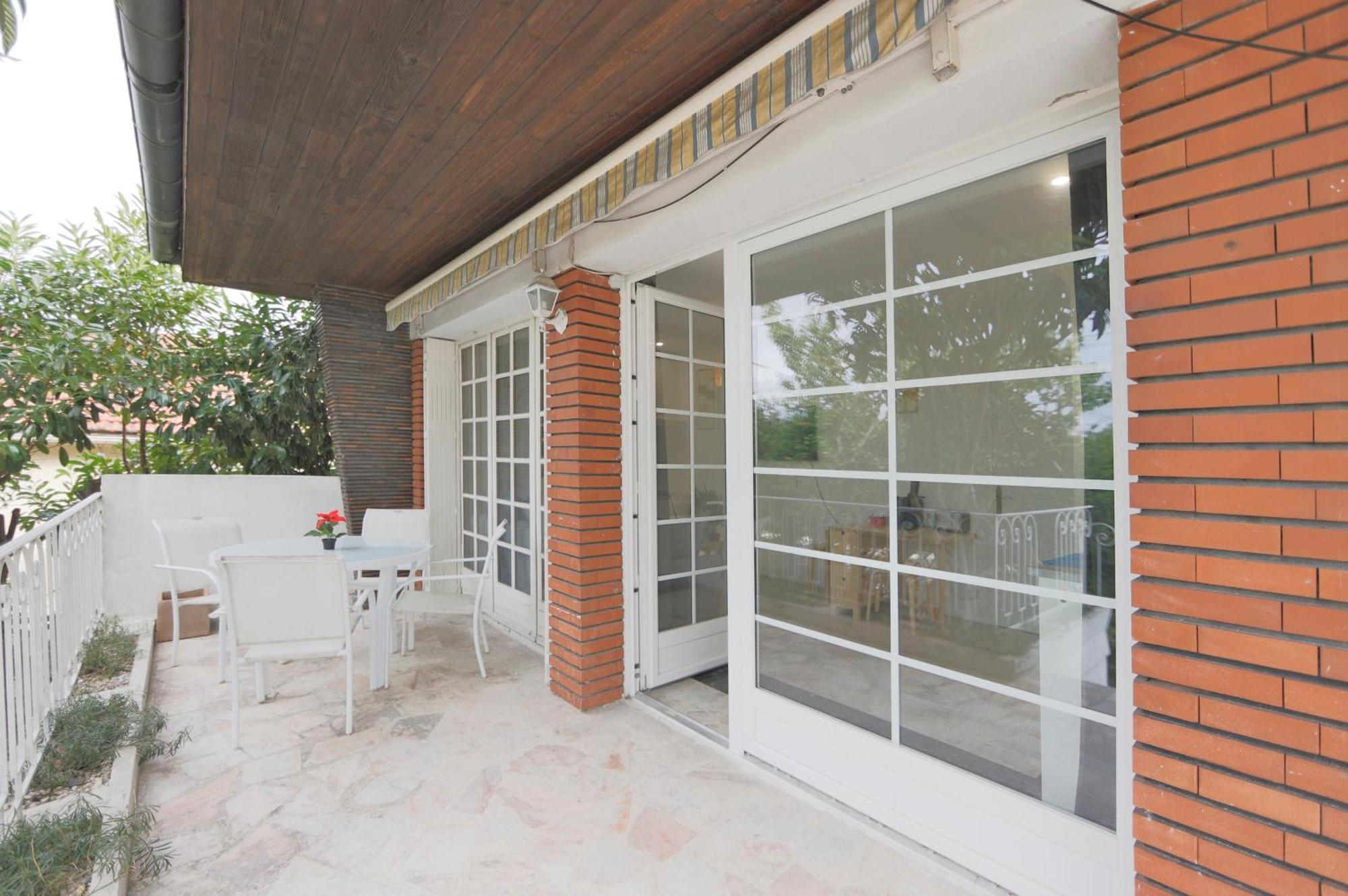Joli T2, Terrasse Et Jardin, Ideal Pour Familles, A 15 Min De L'Aeroport Roissy Cdg Tremblay-en-France Dış mekan fotoğraf
